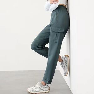 ATHLETA Endless High Rise Cargo Pant 10P Eden Blue Green 467187 Travel Stretch